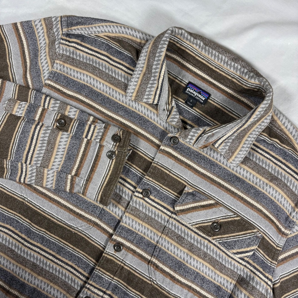 Patagonia Organic Cotton Striped Flannel Shirt Mens Large Brown Grey 53947 FA19